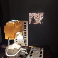 LA PROJECTION PEUT SE FAIRE ENTRE 80CM A 3M